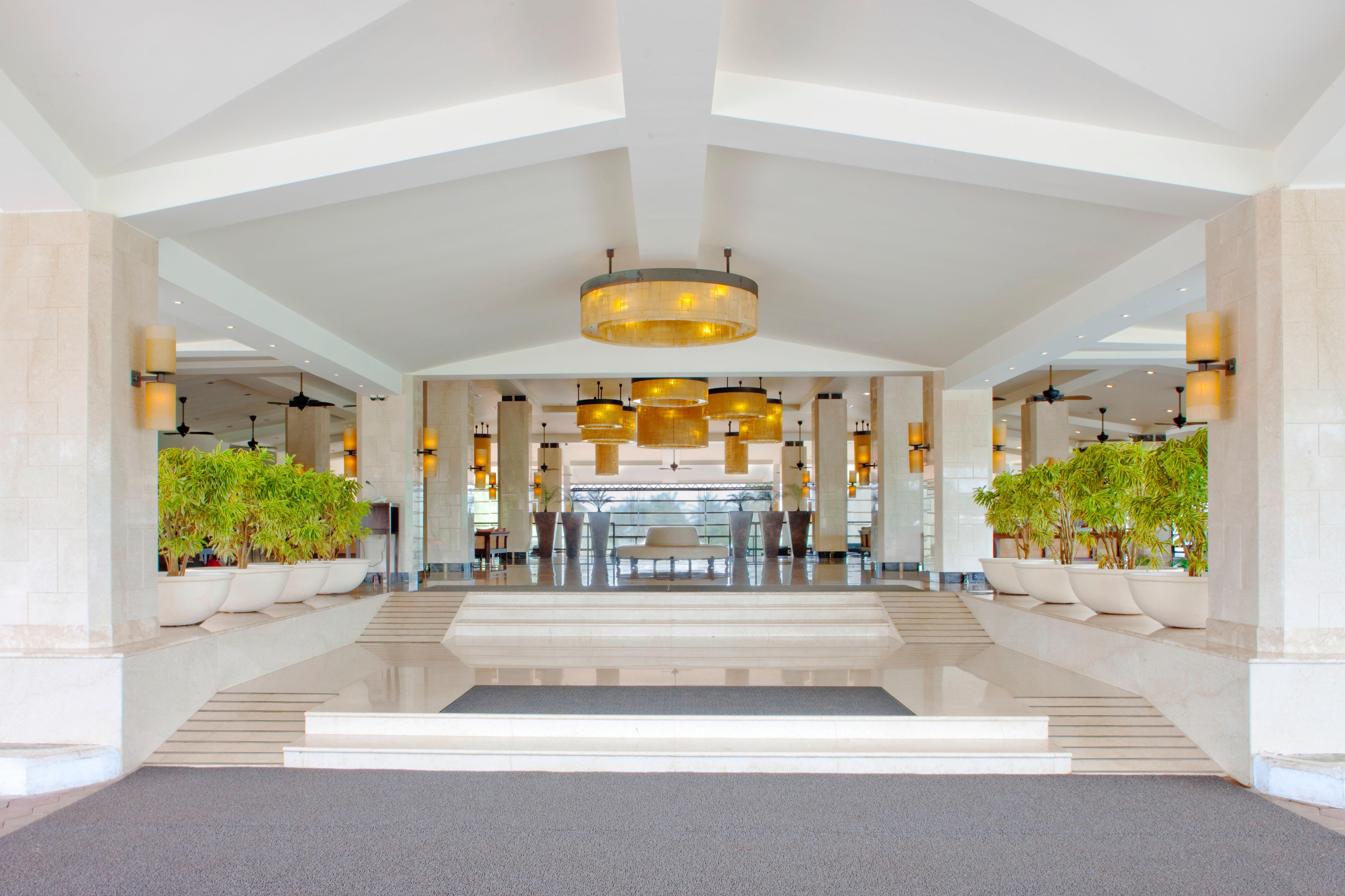Resort Goa By Ihg 5*